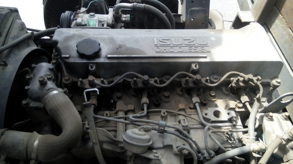 ขาย ISUZU NPR 120 ปี 42 รถพร้อมใช้งาน สนใจติดต่อโทร 085-2762725 (แมน)