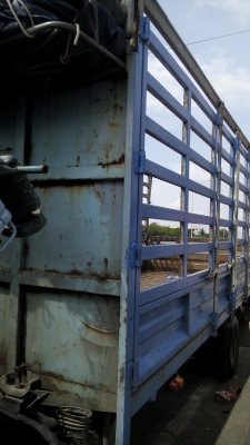 ขาย ISUZU NPR 120 ปี 42 รถพร้อมใช้งาน สนใจติดต่อโทร 085-2762725 (แมน)