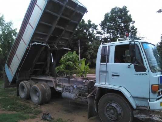 สิบล้อดั้ม อีซูซู ร็อคกี่ FVZ32 MZPR 195แรง 2 เพา สโลส สภาพดีเดิมสวยพร้อมลุยไม่ต้องซ้อมใช้งานเลยครับ เล่มทะเบียนพร้อมโอน