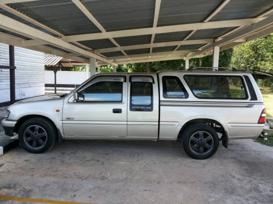 ขาย isuzu ดรากอน 2.8 เกียร์ออโต้ 185000 สนใจติดต่อ 0851774688 เก๋