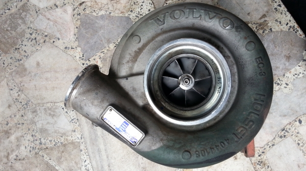 ขายเทอร์โบ volvo holset hx55 สวยๆ 18,500 สภาพสวย