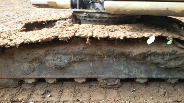 ขายรถแบคโฮ KOMATSU PC200-6 เอกสารอินวอย ซีเรียล 80000 หมื่นกว่า ราคา 1000000