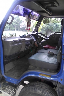 ขายรถอีซูซุ 120 ฝาดำปี46