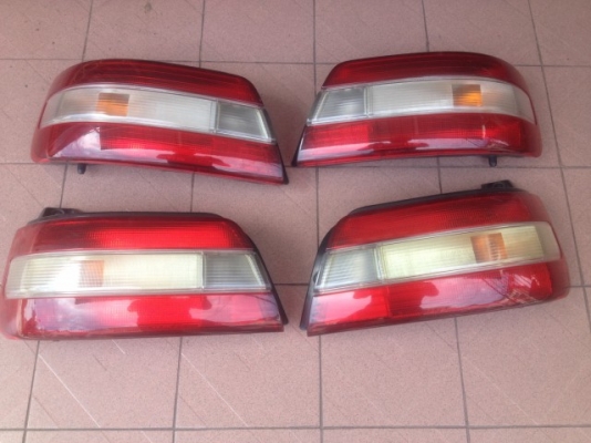 ไฟท้าย TOYOTA EP82 ของเก่าญี่ปุ่นแท้สภาพสวยคู่ละ