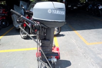 ขาย เครื่องเรือYAMAHA 30 แรง หาง 21 พร้อมถังน้ำมัน สภาพสวยพร้อมใช้ ราคา 33,000