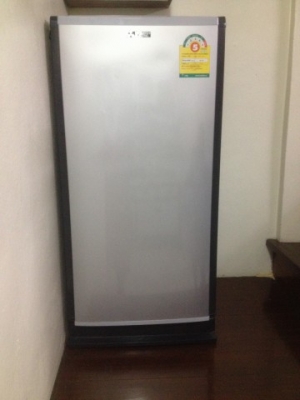 ตู้เย็น MITSUBISHI MR 17D SL ขนาด6คิวใช้งานน้อยสภาพยังใหม่ๆครับ