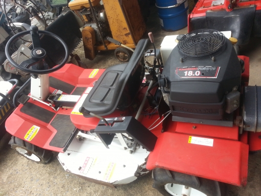 ขายรถตัดหญ้านั่งขับ Sato นำเข้าจากญี่ปุ่น สภาพดี ขายรถตัดหญ้านั่งขับ Sato นำเข้าจากญี่ปุ่น สภาพดี