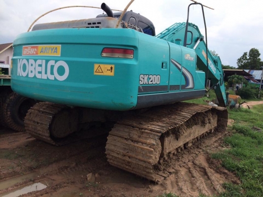 รถขุด SK200-8 เล่มทะเบียน 5600 ชม. รถสวยมาก เต็ม