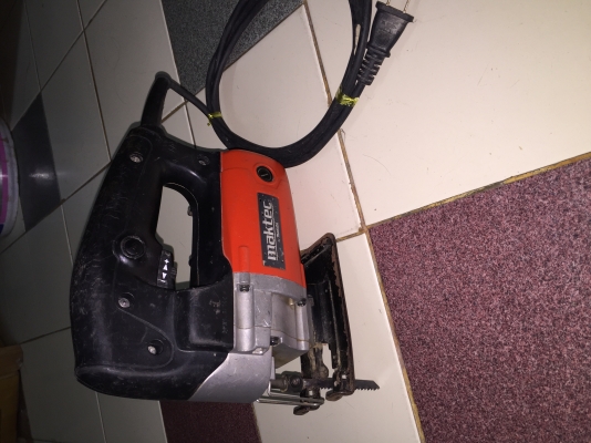 ขายเลื่อยจิ๊กซอยี่ห้อmaktecตัวใหญ่สภาพดีสวยพร้อมใช้งาน