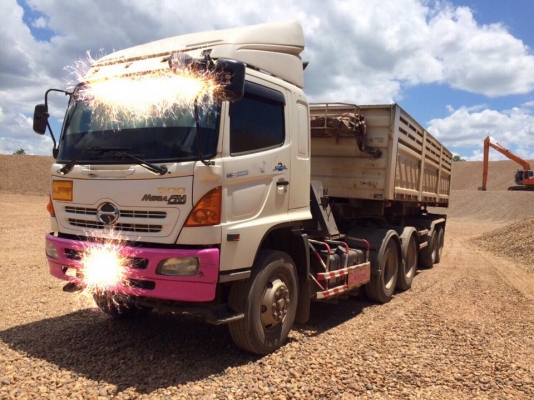 18 ล้อ เทเลอร์ดั้ม 320 แรงHino FM2PKPA  ปี 2549 รถสวยมาก ใช้น้อย 250000 กม.