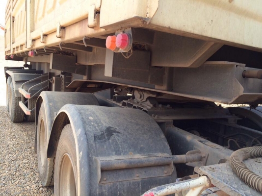 18 ล้อ เทเลอร์ดั้ม 320 แรงHino FM2PKPA  ปี 2549 รถสวยมาก ใช้น้อย 250000 กม.