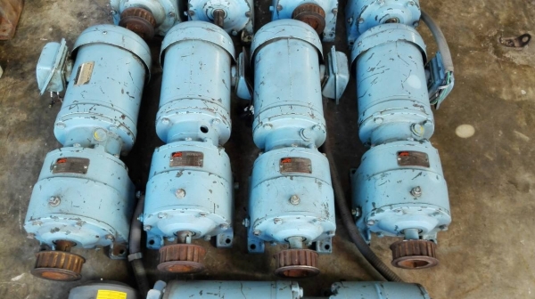 Sale>>มอเตอร์เกียร์ DODGE APG. Made in USA. 1 HP. 380 v. อัตราทด 1:11 สภาพสวย พร้อมใช้