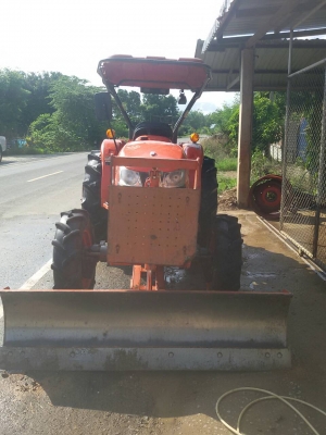 ขายคูโบต้า 47 แรงม้า ราคา 450000