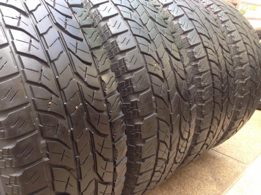 ยาง All Yokohama 265 70 16 ดอกเยอะ ใช้ได้อีกเป็นปี ยาง All Yokohama 265 70 16 ดอกเยอะ ใช้ได้อีกเป็นปี