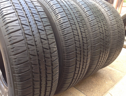 ยาง Maxxis 245 70 16 ปลายปี11 ดอกเยอะ ไม่มีปะ ยาง Maxxis 245 70 16 ปลายปี11 ดอกเยอะ ไม่มีปะ