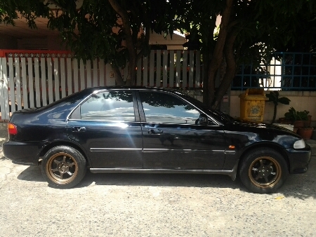 ขายรถยนต์ ปี95 ฮอนด้า ซีวิค รุ่นเตารีด เครื่อง1600cc.หัวฉีด เกียร์ธรรมดา พวงมาลัยเพาเวอร์ แอร์เย็น ภายในดี เครื่องดี ช่วงล่างดี ขายถูกๆ