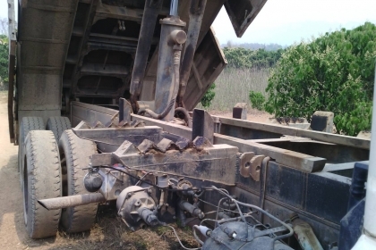 สิบล้อทูอินวัน F17เครื่อง195สองเพลาพร้อมสโลว์ดั๊มได้เป็นเทนเล่อก็ได้เอกสารพรอ้ม 585000