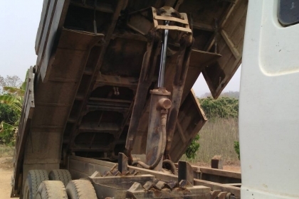 สิบล้อทูอินวัน F17เครื่อง195สองเพลาพร้อมสโลว์ดั๊มได้เป็นเทนเล่อก็ได้เอกสารพรอ้ม 585000