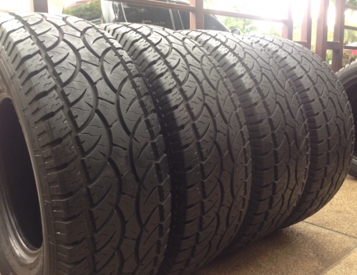 ยาง All Deestone 31 10.5 R15 ปี11 ดอกเต็มๆ ใช้กันยาวๆ ไม่มีปะ