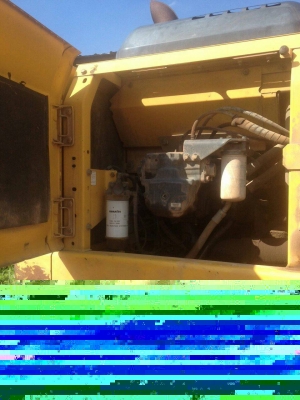 ขายด่วนครับ ด่วนมากๆครับ แบ็คโฮ PC 200 รุ่น 8 S/N7000 ใช้งานได้ 9000 ช.ม.