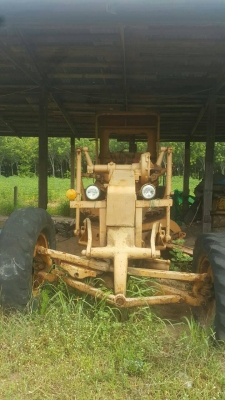 ขายรถเกรด 2 คัน CAT กับ KOMATSU เอกสารอินวอยทั้ง 2 คันราคา 350000