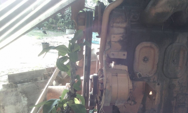 ขายรถเกรด 2 คัน CAT กับ KOMATSU เอกสารอินวอยทั้ง 2 คันราคา 350000