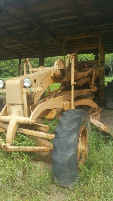 ขายรถเกรด 2 คัน CAT กับ KOMATSU เอกสารอินวอยทั้ง 2 คันราคา 350000