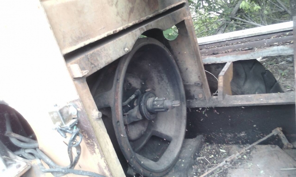 ขายรถเกรด 2 คัน CAT กับ KOMATSU เอกสารอินวอยทั้ง 2 คันราคา 350000