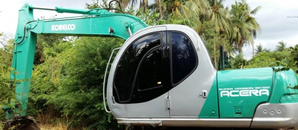 ขาย Kobelco SK120 MARK5 ราคา 760,000 บาท เบอร์ติดต่อ 086-4633729,0864633705,086-4631102