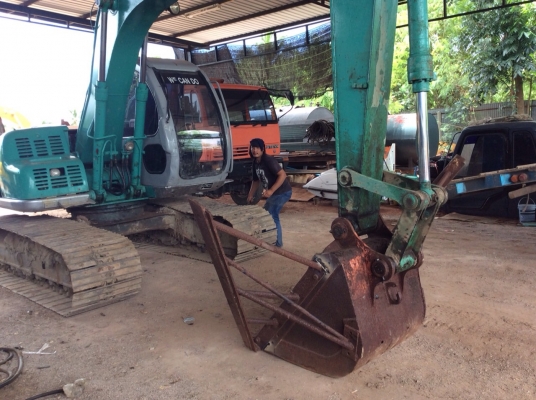 ขาย Kobelco SK120 MARK5 ราคา 760,000 บาท เบอร์ติดต่อ 086-4633729,0864633705,086-4631102