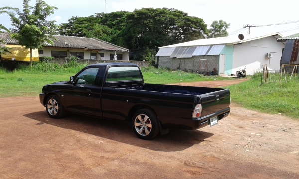 ขายรถกระบะตอนเดียวมิตซูมิชิ สตาด้า ปี 2547 เครื่อง 2.5 ดีเซลเพาเวอร์ เครื่องดีเดิมแน่น