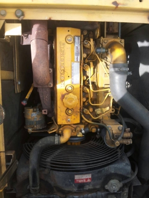 ขาย KOMATSU PC90 เก่านอก ราคา 700,000 บาท