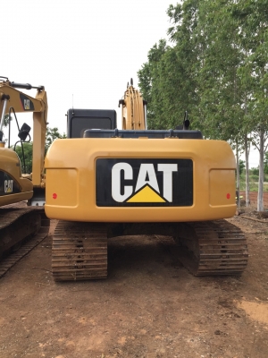 ขายรถแบคโฮ CAT 320 D เอกสารเล่มทะเบียน ไมล์ 8087 ชม.ราคา 2800000