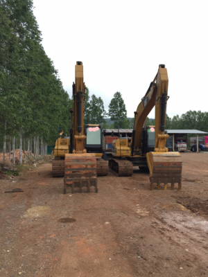 ขายรถแบคโฮ CAT 320 D เอกสารเล่มทะเบียน ไมล์ 8087 ชม.ราคา 2800000