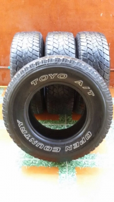 ขายยาง toyo at 265/70/16 ปี 13 สวยๆครับ