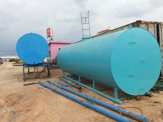 ขายถังน้ำมัน 8600 ลิตร ทำสีอีฟ๊อกซี่ภายในแล้ว