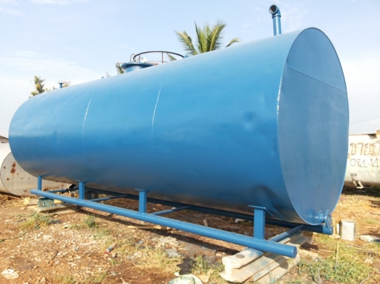 ขายถังน้ำมัน 8600 ลิตร ทำสีอีฟ๊อกซี่ภายในแล้ว