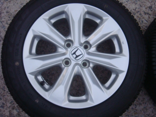 ขายล้อแม็กซ์ HONDA JAZZ พร้อมยาง ป้ายแดงคับ