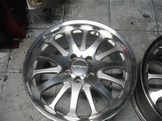 ล้อWALDเเท้เเนวVIPขอบ18หน้า7หลัง8 et38 5รู114.3 ล้อWALDเเท้เเนวVIPขอบ18หน้า7หลัง8 et38 5รู114.3