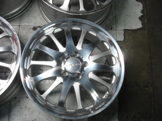 ล้อWALDเเท้เเนวVIPขอบ18หน้า7หลัง8 et38 5รู114.3 ล้อWALDเเท้เเนวVIPขอบ18หน้า7หลัง8 et38 5รู114.3