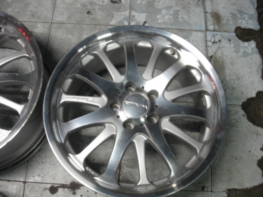 ล้อWALDเเท้เเนวVIPขอบ18หน้า7หลัง8 et38 5รู114.3 ล้อWALDเเท้เเนวVIPขอบ18หน้า7หลัง8 et38 5รู114.3