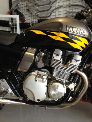 ____ ขาย XJR400 ปี 99 รถสวยเทพ ท่อเเต่ง   INV. สรรพสามิตแท้ + พรบ   67000 ต่อรองได้  +++ นุรังสิต +++