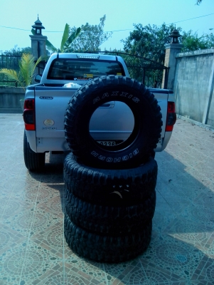 อัพราคายาง 265 75 16   3500 บาท