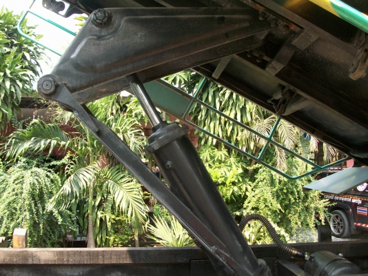 6ล้อดั๊มเกษตร มาแล้วครับ สวยพร้อมใช้ รถห้างแท้ครับ ลดกันไปปเลย