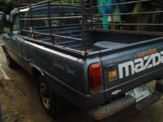 MAZDA FAMILIA SUPER CAB 1.3 MT ปี 33 สภาพดีมากครับไม่มีผุเลย กระบะแผงข้างมีโครงเหล็กให้ด้วย เครื่องแห้งแรงดี ภายในเก๋งคอนโซลสวยอยู่ครบพร้อม ขับขี่ง่ายสะดวกคล่องตัวดี กระบะไม่มีผุ รถบางดีทั้งคัน ช่วงล่างคัชซีไม่ผุแน่นดี ยางสภาพดีพร้อมใช้งาน เอกสารทะเบียนภา MAZDA FAMILIA SUPER CAB 1.3 MT ปี 33 สภาพดีมากครับไม่มีผุเลย กระบะแผงข้างมีโครงเหล็กให้ด้วย เครื่องแห้งแรงดี ภายในเก๋งคอนโซลสวยอยู่ครบพร้อม ขับขี่ง่ายสะดวกคล่องตัวดี กระบะไม่มีผุ รถบางดีทั้งคัน ช่วงล่างคัชซีไม่ผุแน่นดี ยางสภาพดีพร้อมใช้งาน เอกสารทะเบียนภา