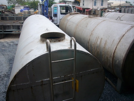 ขายถังสแตนเลส12000ลิตรสภาพดีครับ