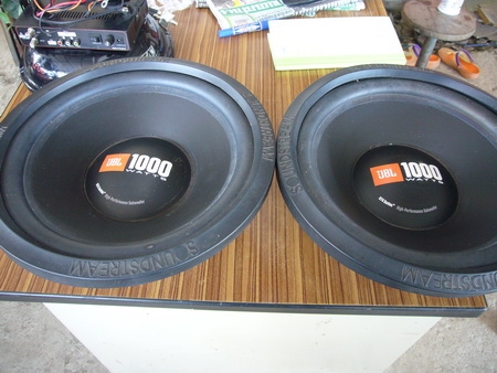 ขายลำโพงมือสอง JBL GT4-12 สภาพดีมากครับสนใจโทร0898147679