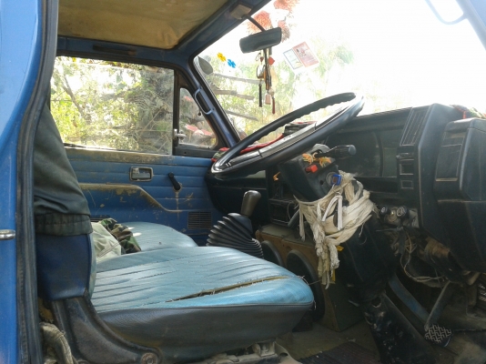 ขาย 6 ล้อ ISUZU NPR 115 รถห้างแท้ พร้อมโอน พร้อมใช้ ราคาถูกมากๆ