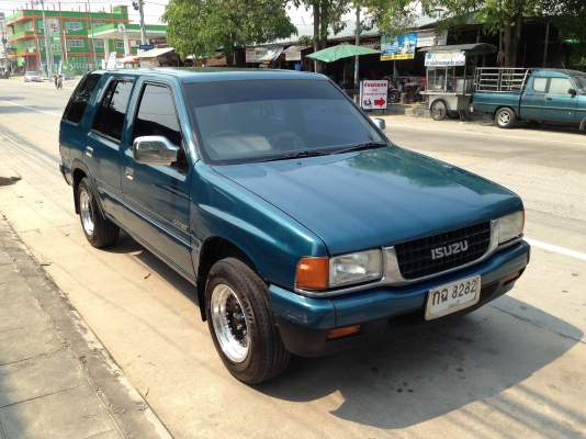 ขายรถ isuzu cameo ปี 94 รถสวยไม่มีชนหนัก