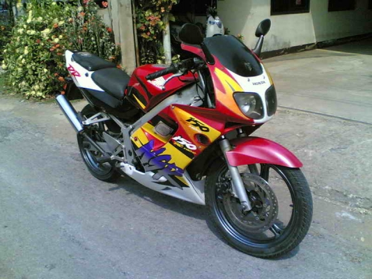 ขาย Nsr150rrw เล่มทะเบียนพร้อมชุดโอนเครื่องดีชุดสีพอใช้ขาย 15500 บาท ขาย Nsr150rrw เล่มทะเบียนพร้อมชุดโอนเครื่องดีชุดสีพอใช้ขาย 15500 บาท